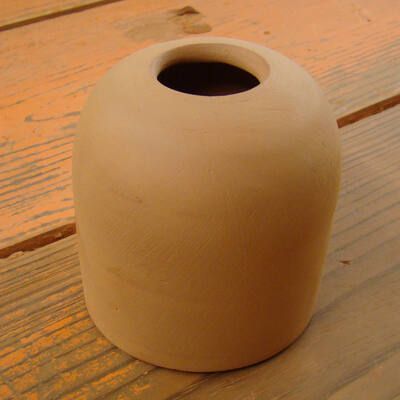 pottery
